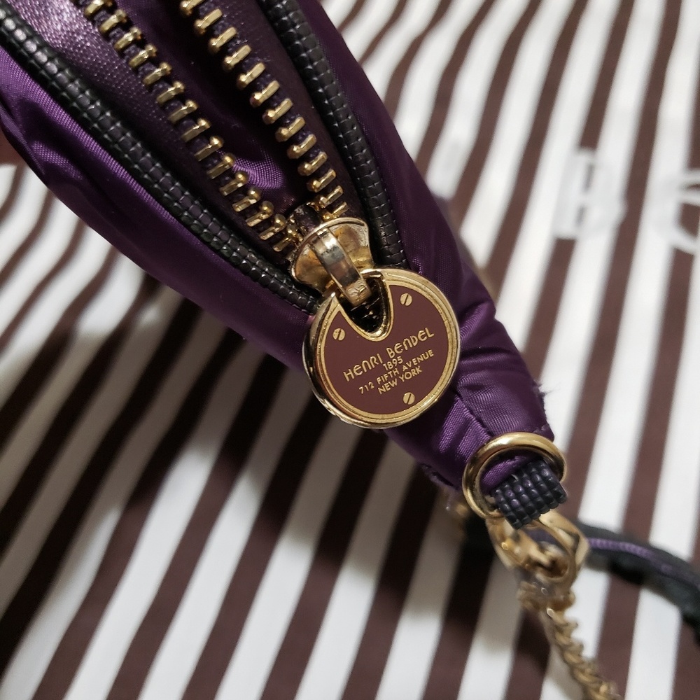 Henri Bendel wristlet - Picture 2 of 5